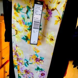 Tahari floral ankle high pant